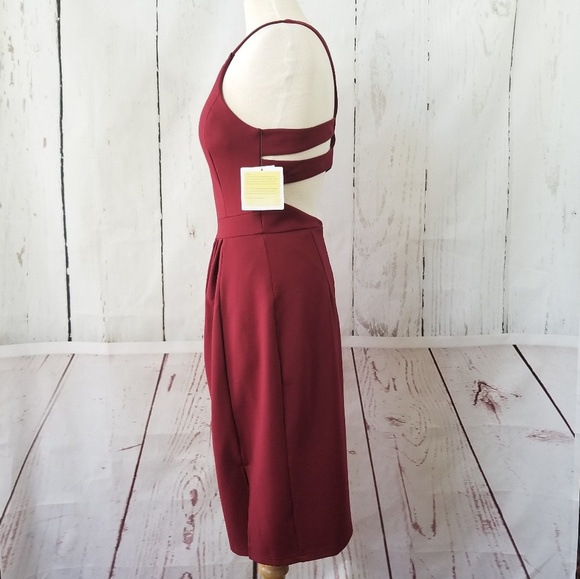 HARPER + LEMON Sleeveless Cutout Midi Dress - Picture 3 of 8